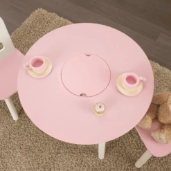 KidKraft® Set Met Ronde Opbergtafel En Stoelen - Wit En Roze 11 KidKraft® Set Met Ronde Opbergtafel En Stoelen - Wit En Roze -Knus En Klein kidkraft set met ronde opbergtafel en stoelen wit en roze a220355 4
