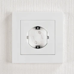 Reer Zelfklevende Contactdoosbeschermers, 20 Stuks Wit -Knus En Klein reer zelfklevende contactdoosbeschermers 20 stuks wit a354214 4