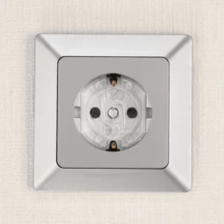 Reer Zelfklevende Stopcontact Beschermer, 10 Stuks Transparant -Knus En Klein reer zelfklevende stopcontact beschermer 10 stuks transparant a360818 3