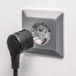 Reer Zelfklevende Stopcontact Beschermer, 10 Stuks Transparant -Knus En Klein reer zelfklevende stopcontact beschermer 10 stuks transparant a360818 4